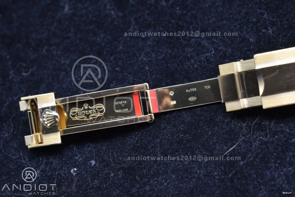 Edition Oysterflex 126518 2023 on YG Strap 1:1 Dial SH4131 Clean Daytona Best 0506